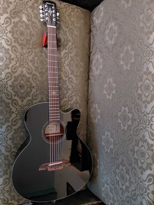 Alvarez ABT60CE8BK – baryton akustyczny 8‑strunowy