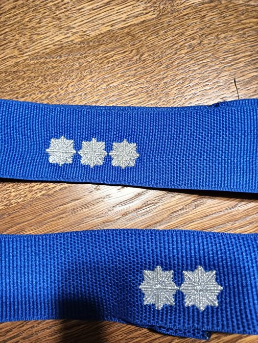 otok policyjny na czapkę