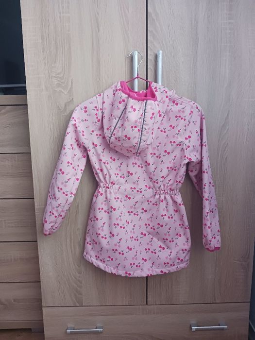 Sprzedam kurtkę dla dziewczynki