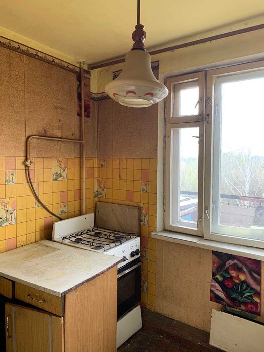 Терміново, недорого продаю однокімнатну квартиру район Льотний
