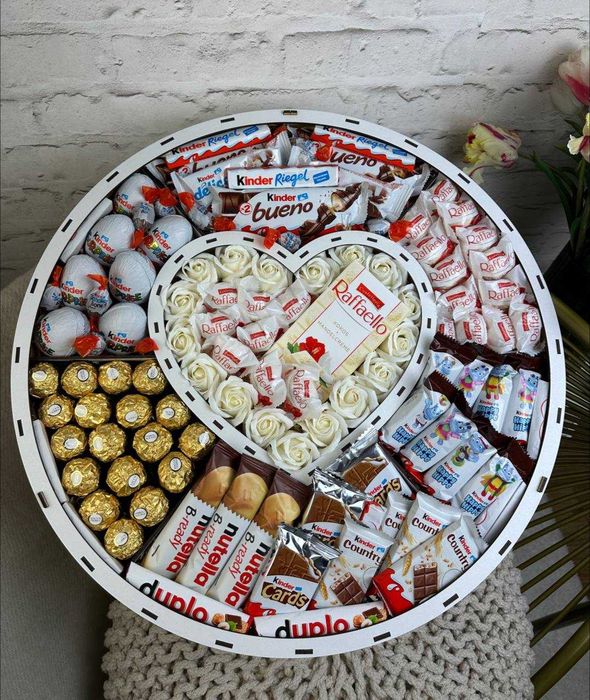 ПОД ЛЮБОЙ БЮДЖЕТ! Подарок на 8 марта девушке. Бокс со сладостями