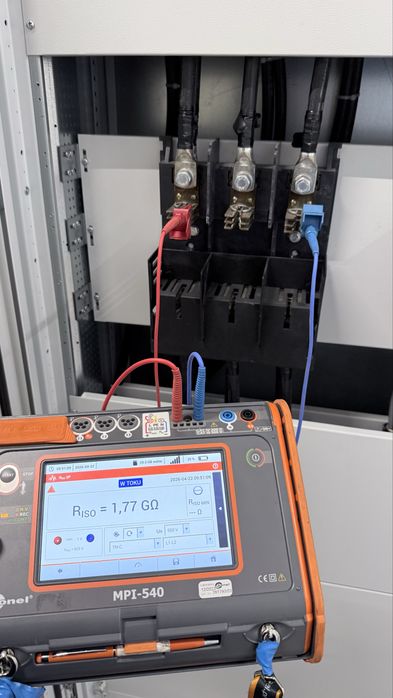 Profesjonalne Usługi Elektryczne