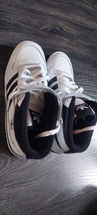 Nowe męskie wysokie skórzane Adidas 43