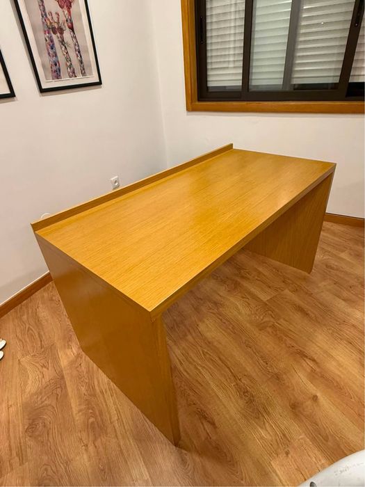 Secretaria de madeira (nova)