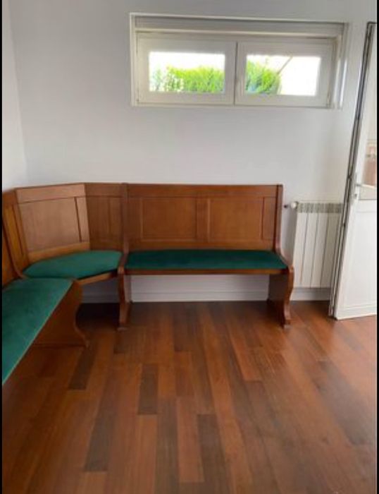 Banco estofado de canto