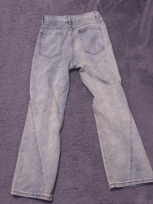 рандом ноунейм джинсы