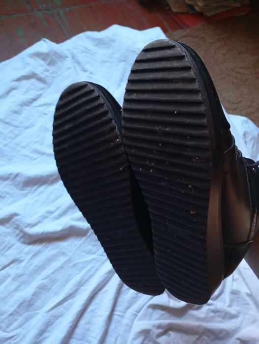 Ботинки женские кожаные  р38 24см Италия