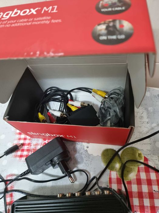 Slingbox M1 (ver sua TV de casa em qualquer lugar)