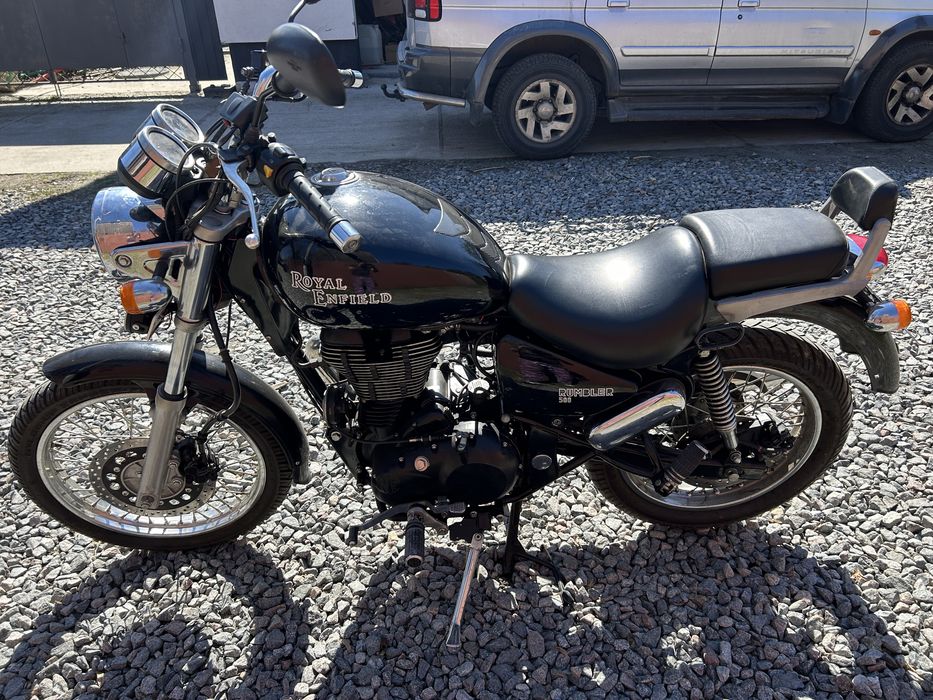 Royal Enfield Rumbler (Bullet)