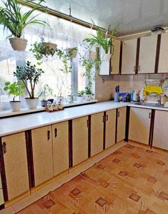 Продам часть добротного кирпичного дома