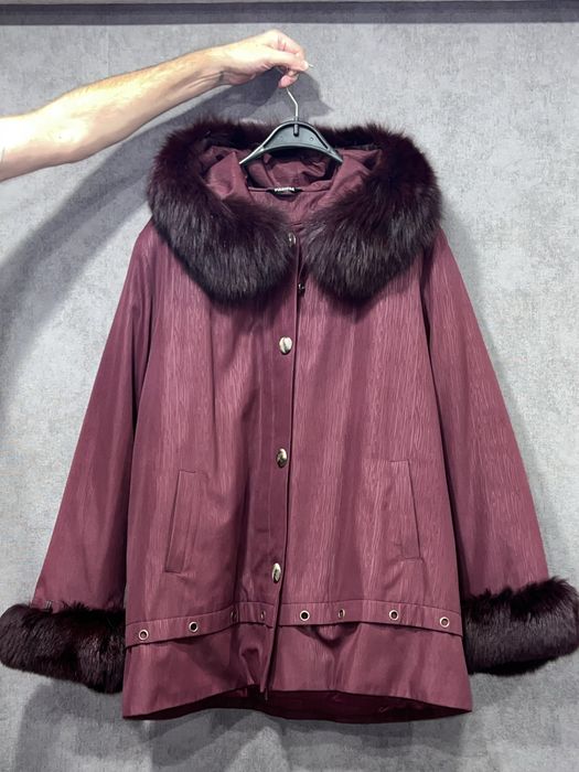 Куртка зимняя. С натуральным мехом.