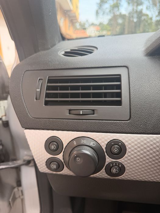 Opel Astra.  1.3