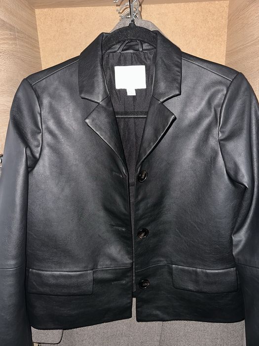 Продам кожаный жакет H&M