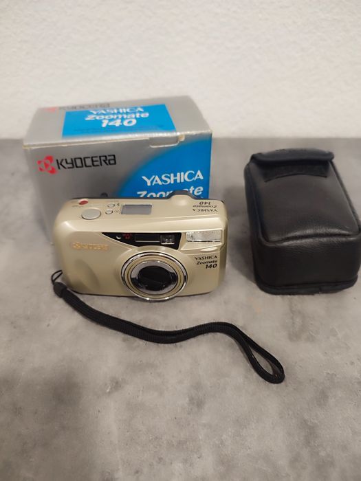 Máquina analógica zoom 140