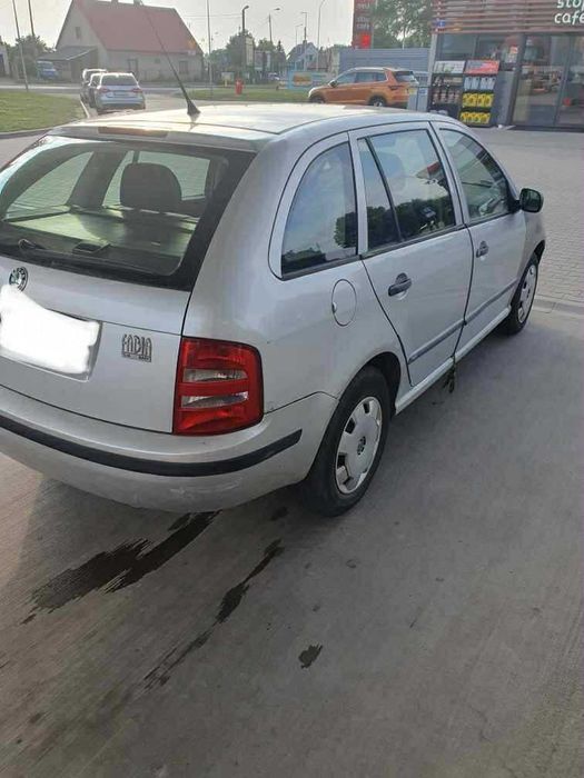 Skoda Fabia I kombi 1.4 mpi klima wspoma elektryka na części srebrny