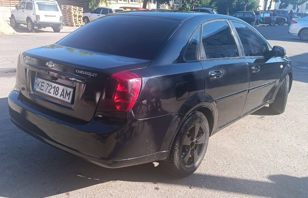 Терміново продам Chevrolet Lacetti