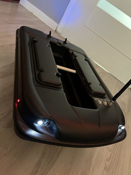 Łódka zanętowa Baitboat Xjet XXL