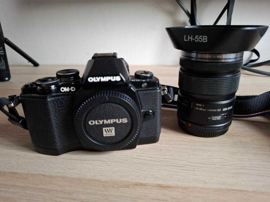 Aparat OLYMPUS E-M10 + Obiektyw M.ZUIKO DIGITAL 12-50 mm f/3.5-6.3 EZ