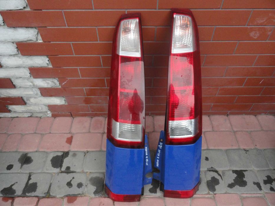 Opel Meriva A przedlift lampa tył prawa lub lewa