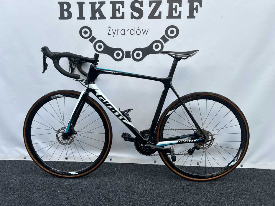 Szosa CARBON GIANT TCR ADVANCED 2 28" (L) Shimano 105 2x11 Hydraulika
