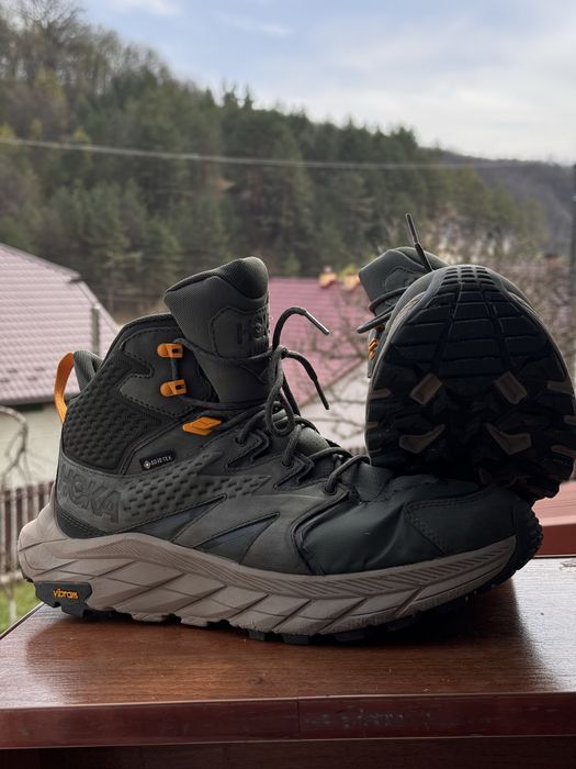 Трекінгові кросівки HOKA (Gore-Tex, Vibram)