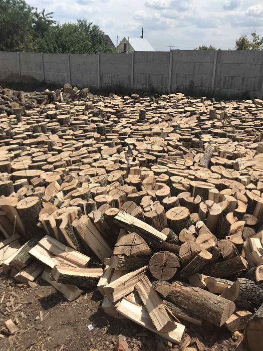 Продам сухие колотые дрова с бесплатной доставкой