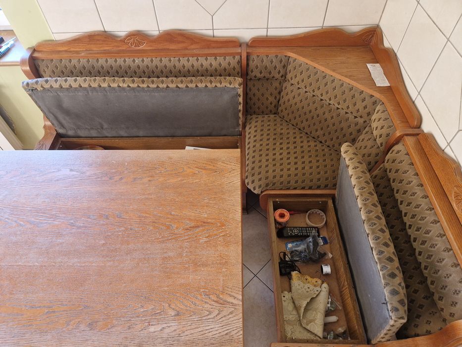 Narożnik kuchenny stół krzesła