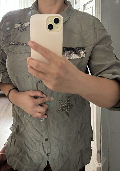 Bluzka koszulowa cupro wiskoza ornamenty cekiny khaki
