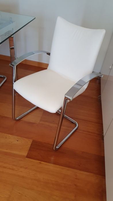 Conjunto de 4 cadeiras