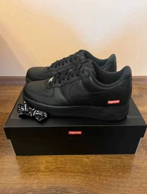 Nike Air Force 1 Low Supreme Black r.45