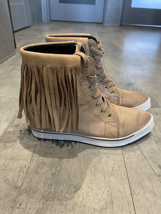 Botki z frędzlami rozmiar 41 Lu Boo