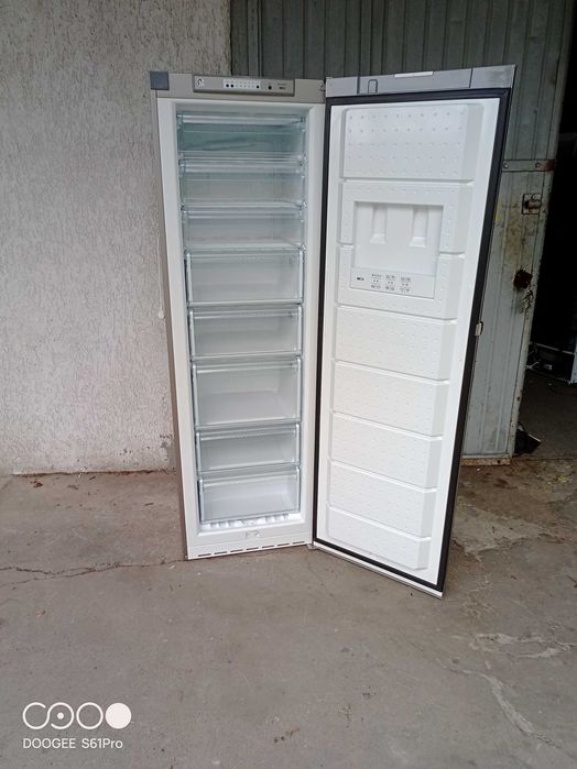 Zamrażarka Bosch GSV34V65