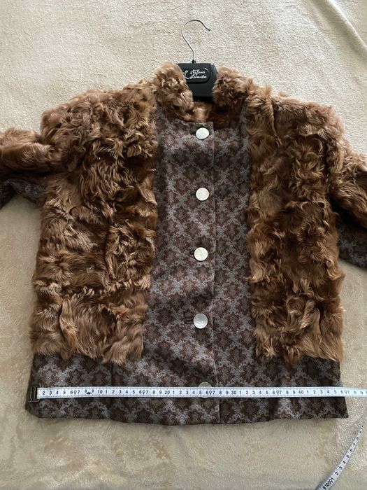 Casaco com pelo castanho