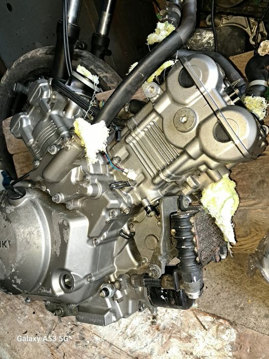 Двигун  suzuki v-strom 1000