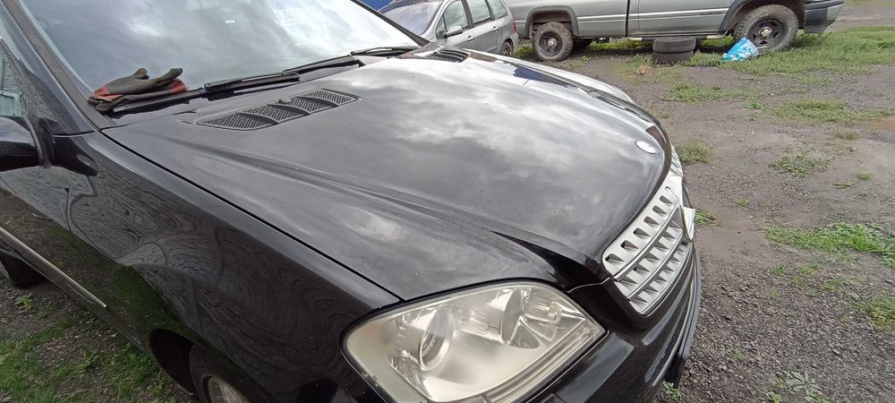 maska klapa silnika mercedes ml 164 3.2 v6 lak c197