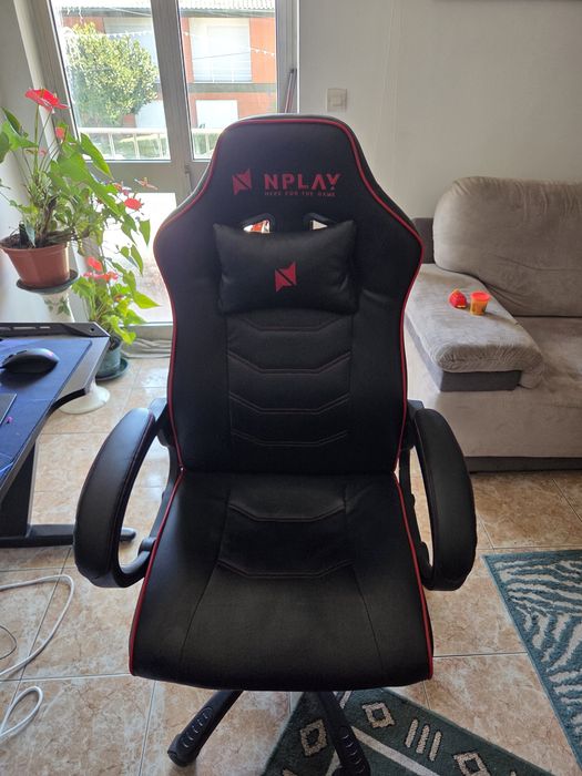 Cadeira gaming como nova