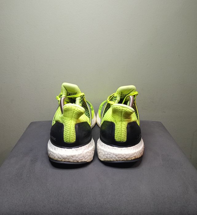 Adidas, rozmiar 44.