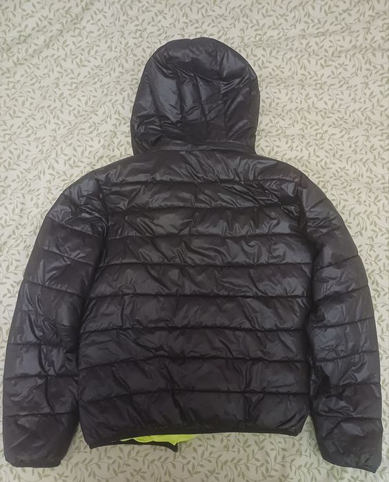 Б/у куртка в отличном состоянии