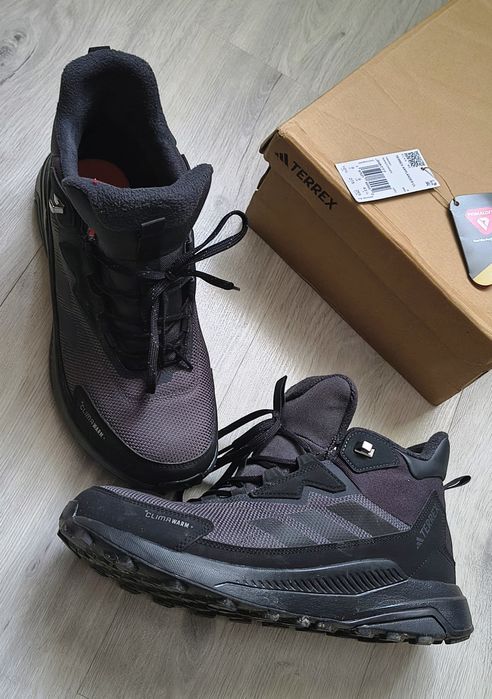 Зимові Adidas Terrex Anylander CLIMAWARM+ AX4 черевики
Утеплені д