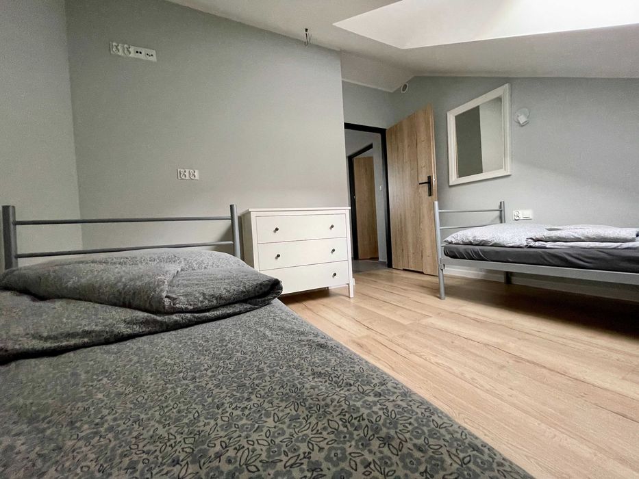 Pokoje / mieszkanie  do wynajeci