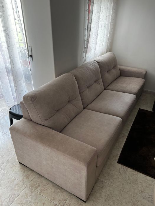 Sofá semi novo, Xlongo com e sem