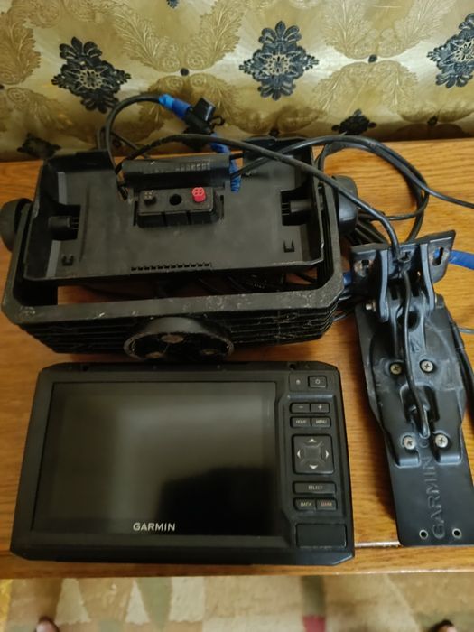Эхолот Garmin Echomap UHD 63cv