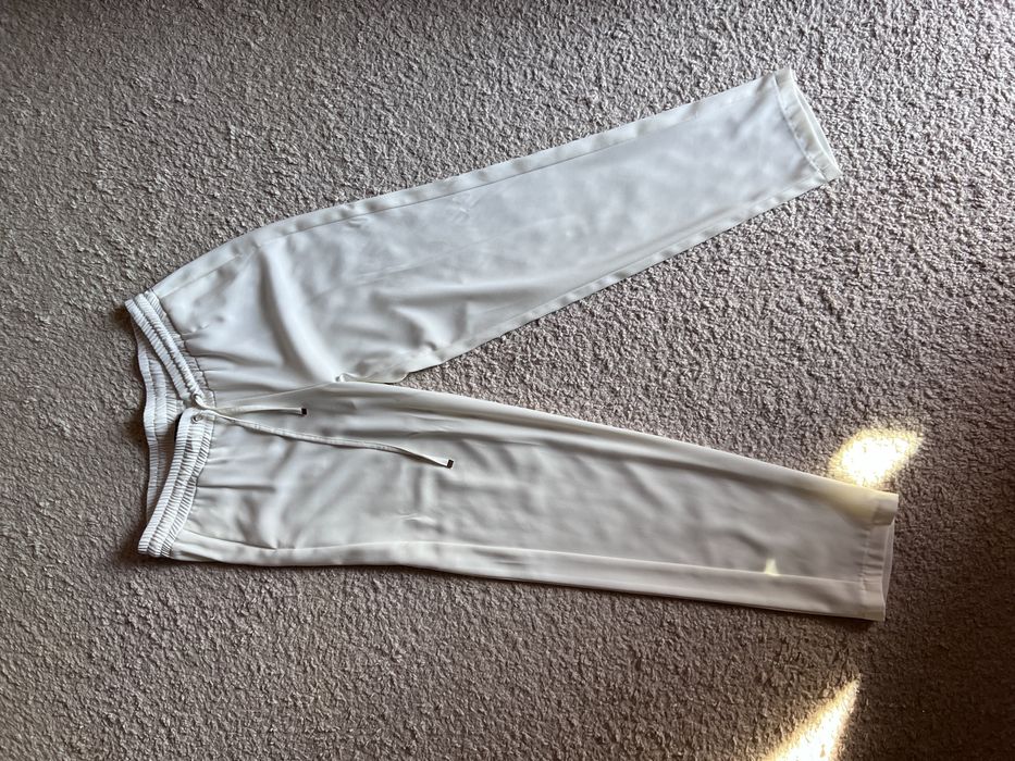 Bezowe Spodnie materiałowe trussardi 44 XXL