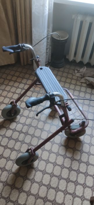 Роллер (ходунки)