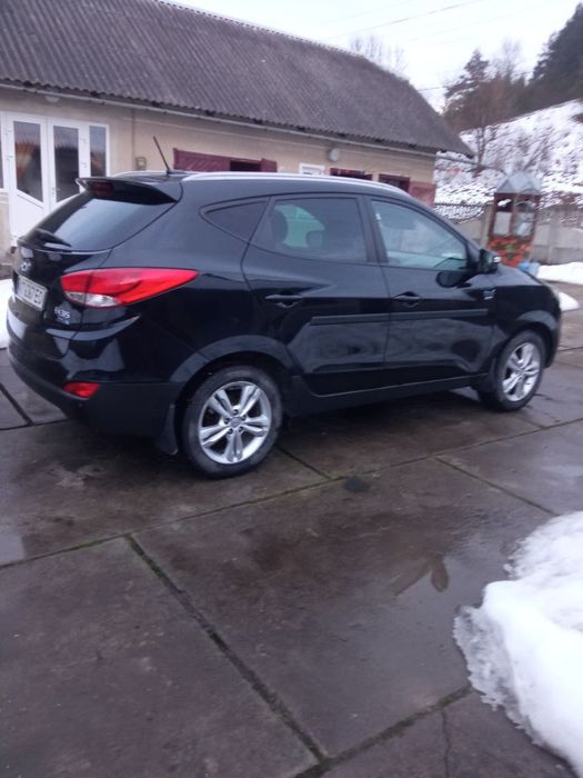Продається автомобіль Hyundai ix35