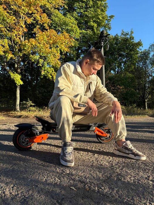 НОВИНКА! Електросамокат GIANT Blade GT Pro Sport  1600W 18Ah 2026 Чорний