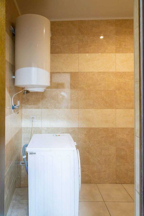 Продаж ресторан 650м2 Арарат вул. Гната Юри 12А без комісії