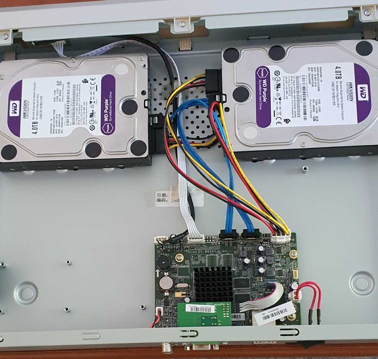 Vendo NVR Hikvision DS-7600 Series