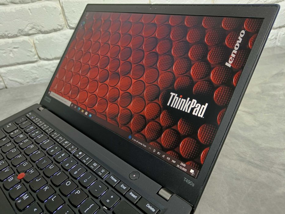 Ноутбук Lenovo T490s FULL HD IPS i7-8665U 16GB DDR4 SSD m2 NVME 256GB