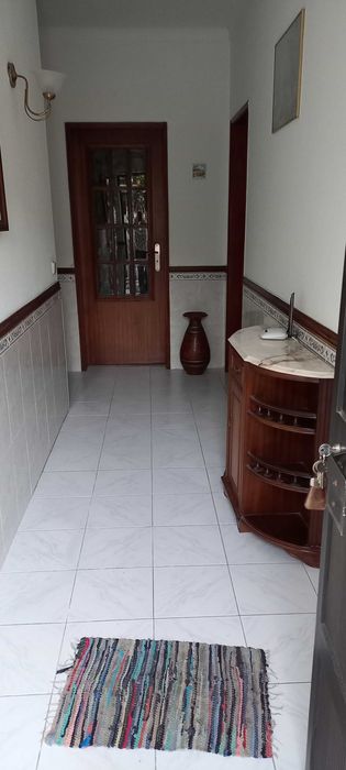 Quarto em Apartamento muito sossegado junto a transportes